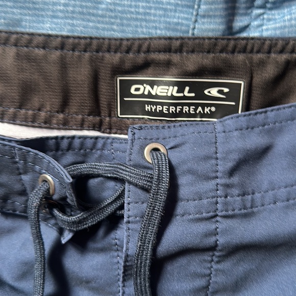 2 pairs Oneill swim trunks - Picture 2 of 6